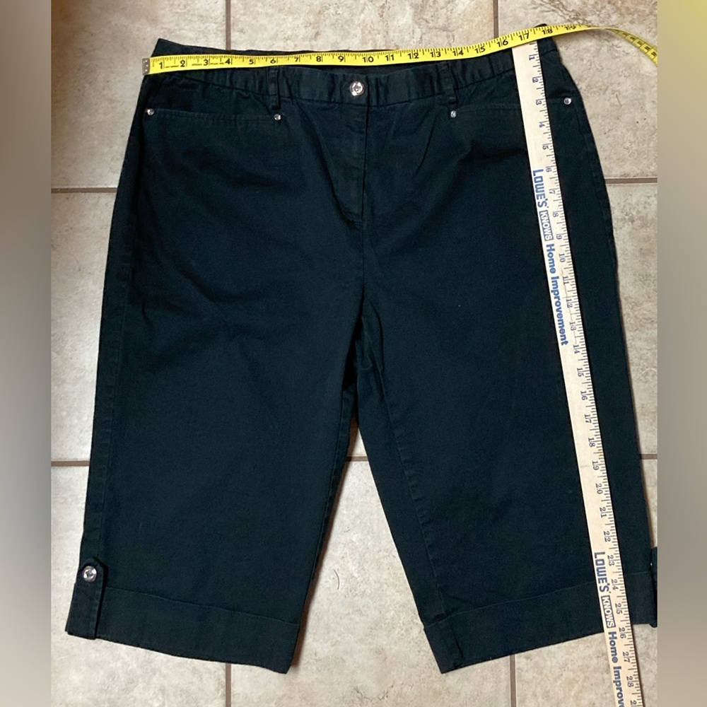 JM Collection knee-length shorts